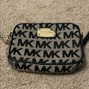 Michael Kors Crossbody Bag
